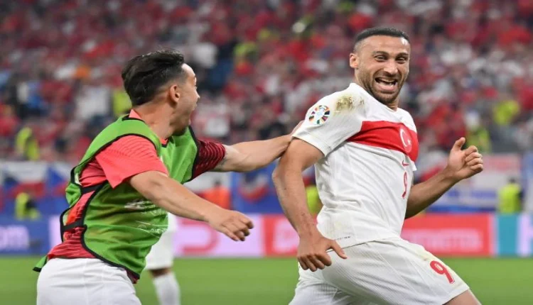 كأس أوروبا.. المنتخب التركي يعبر إلى الدور الموالي بفوزه على نظيره التشيكي (2-1)